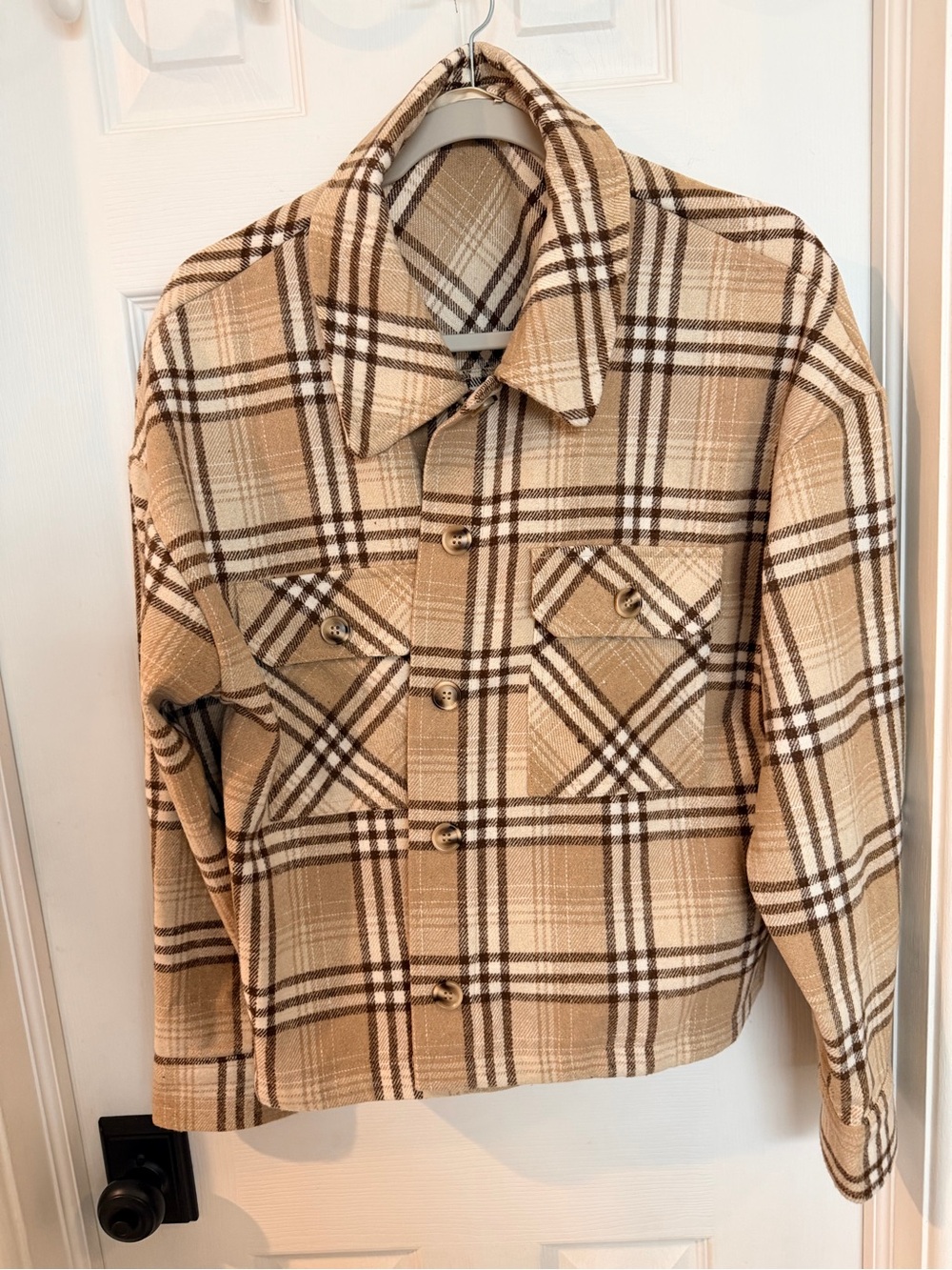NWT Altar’d State Plaid Cropped Shacket – Size L